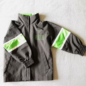 Like-new Nike wind breaker jacket